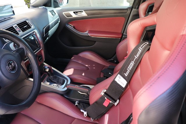 From Bland to Wow! Lilith Garcia Restyles her Jetta Interior with Colo – Colorbond Paint